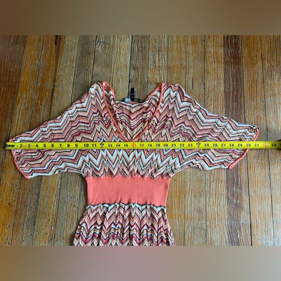 BCBGMAXAZRIA NWOT Y2K Chevron Patterned Knit Cinch Waist Festival Rave Dress XS - Picture 9 of 11